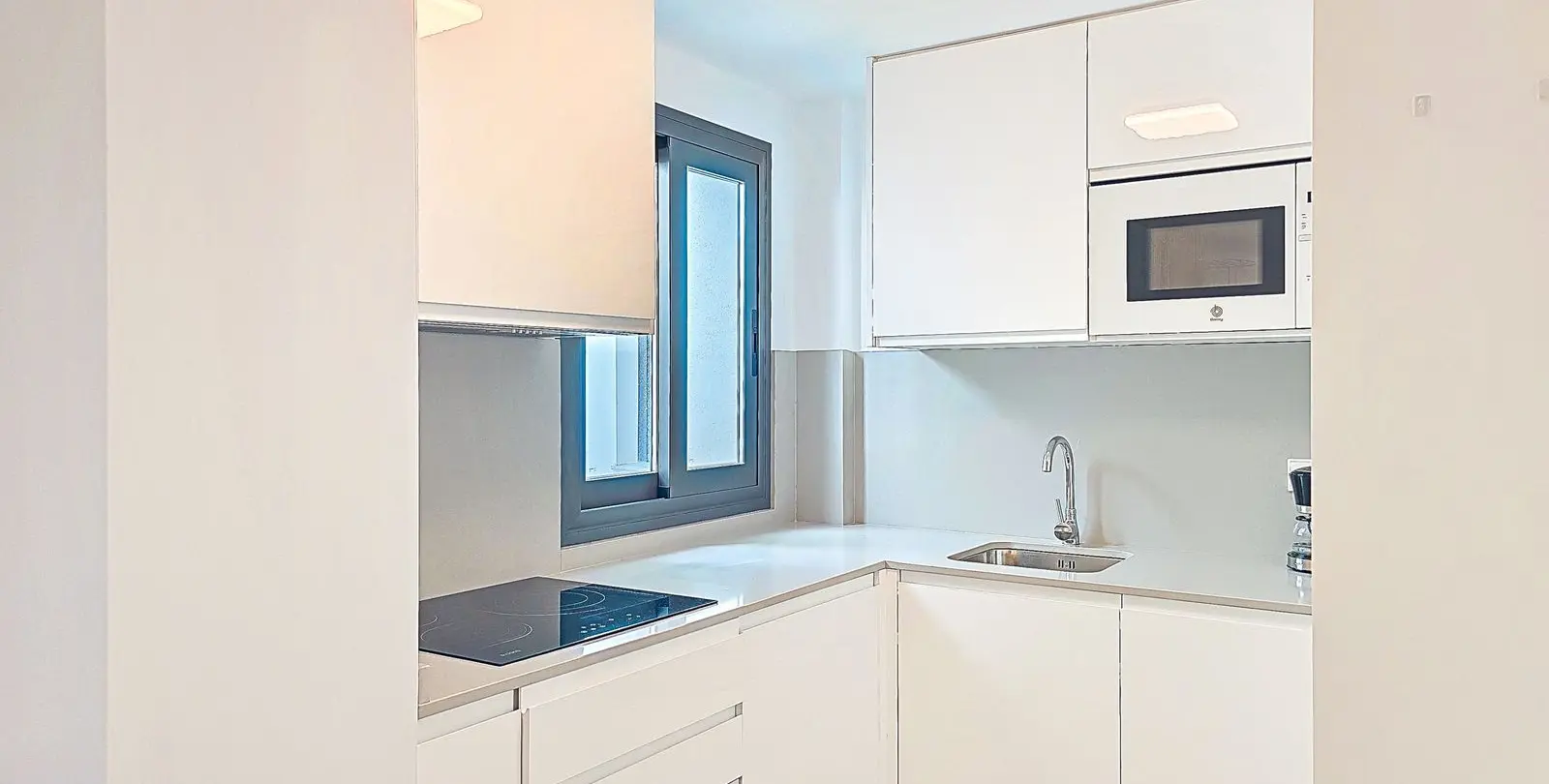 Sale of penthouse in Valle-Niza 11