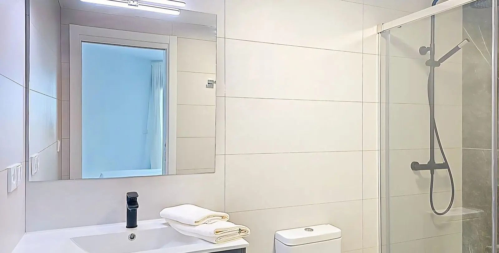 Sale of penthouse in Valle-Niza 16