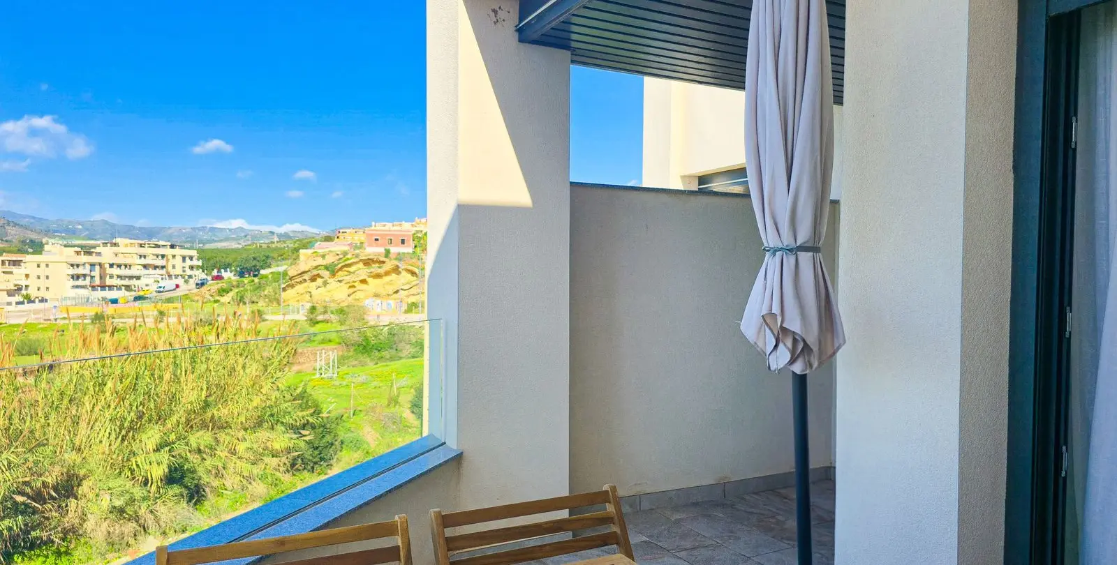 Sale of penthouse in Valle-Niza 24