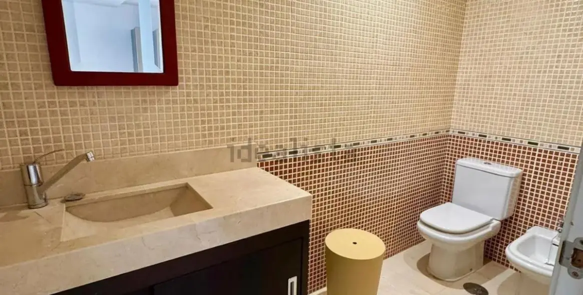 Продажа апартаментов на среднем этаже в Torrequebrada 31