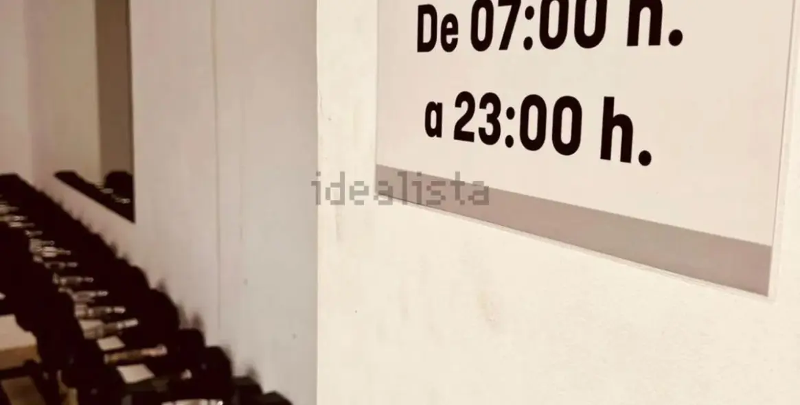 Продажа апартаментов на среднем этаже в Torrequebrada 37