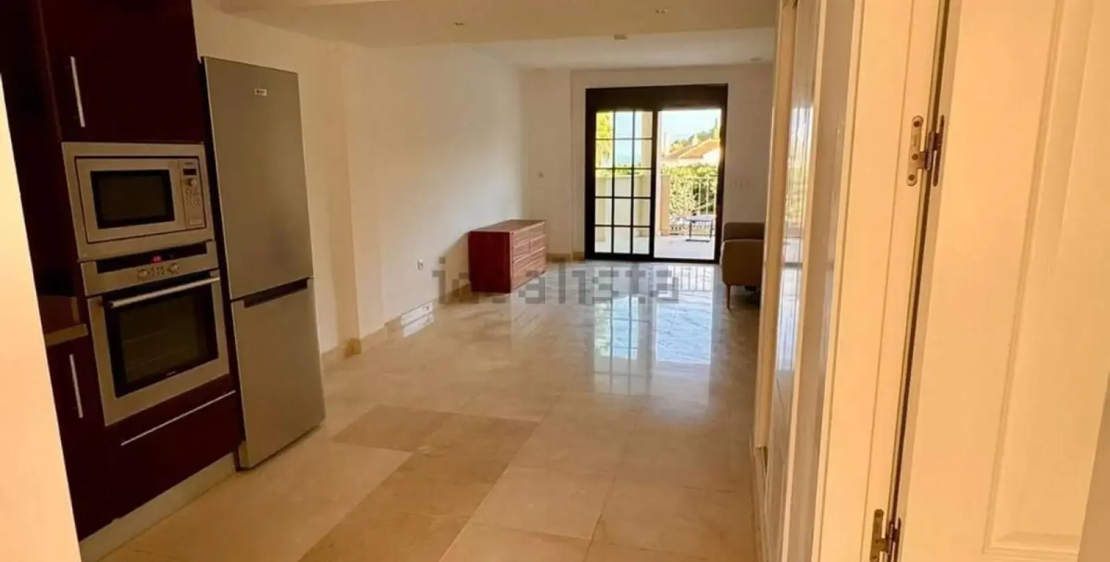 Venta de apartamento en planta media en Torrequebrada 5