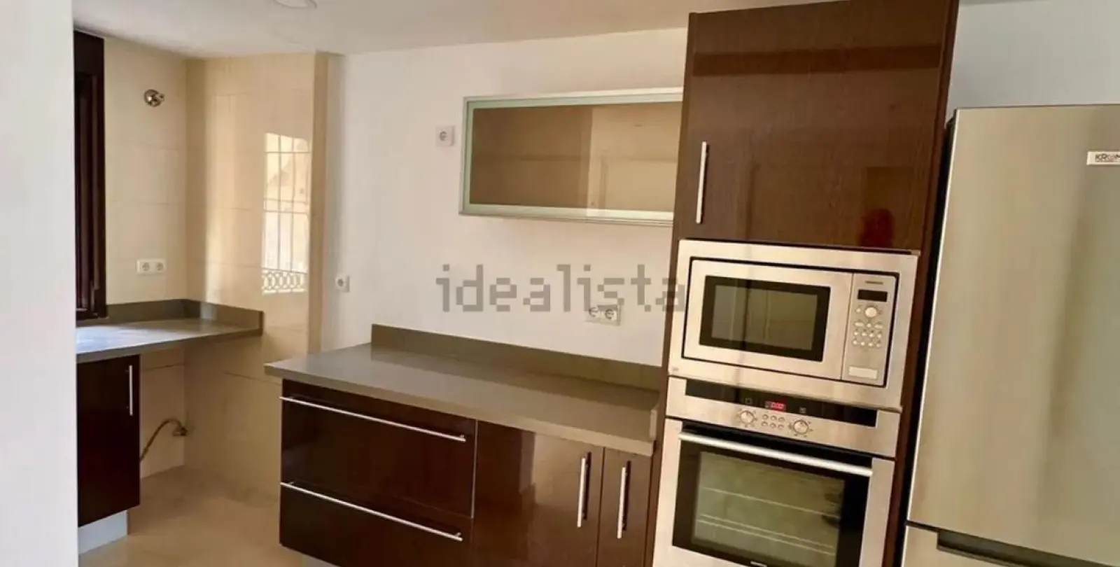 Venta de apartamento en planta media en Torrequebrada 7
