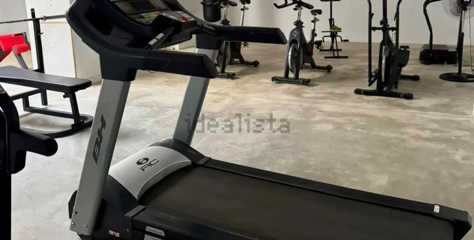 Venta de apartamento en planta media en Torrequebrada 36