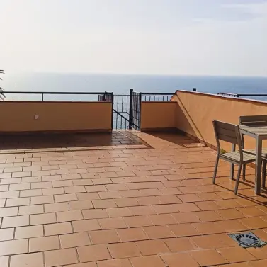 Venta de ático en Carvajal