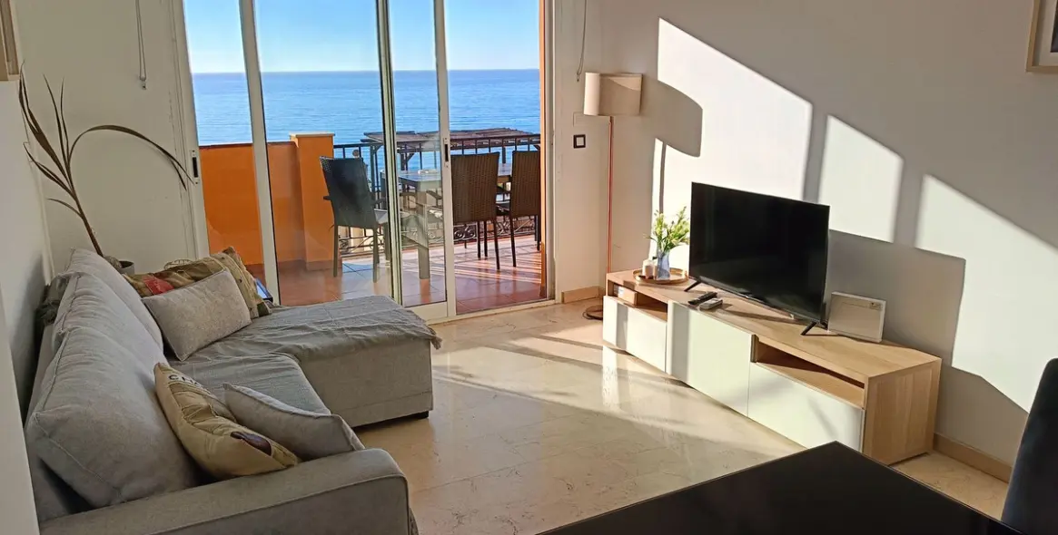 Sale of penthouse in Carvajal 10