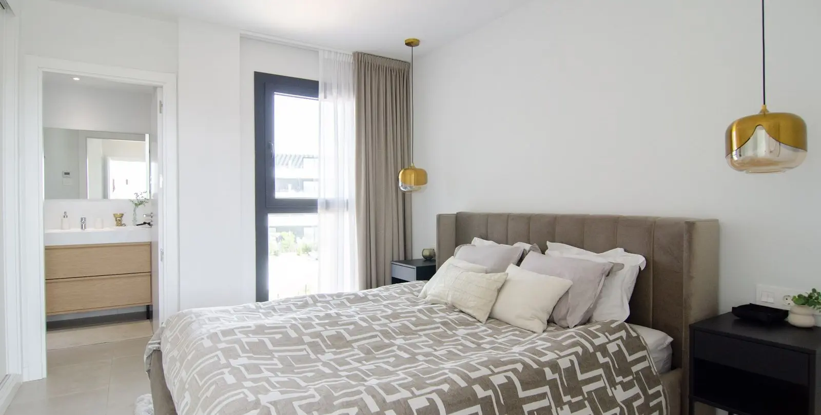 Продажа апартаментов на среднем этаже в Fuengirola 25