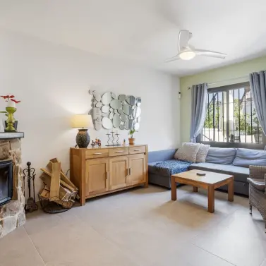 Venta de adosado en Cerros del Aguila