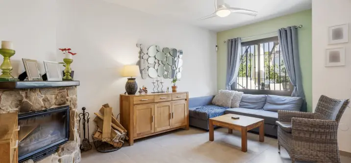 Venta de adosado en Cerros del Aguila 2