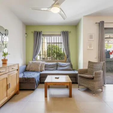 Venta de adosado en Cerros del Aguila