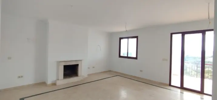 Venta de adosado en Doña Julia 1