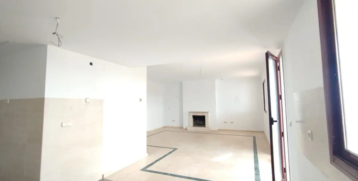 Venta de adosado en Doña Julia 8