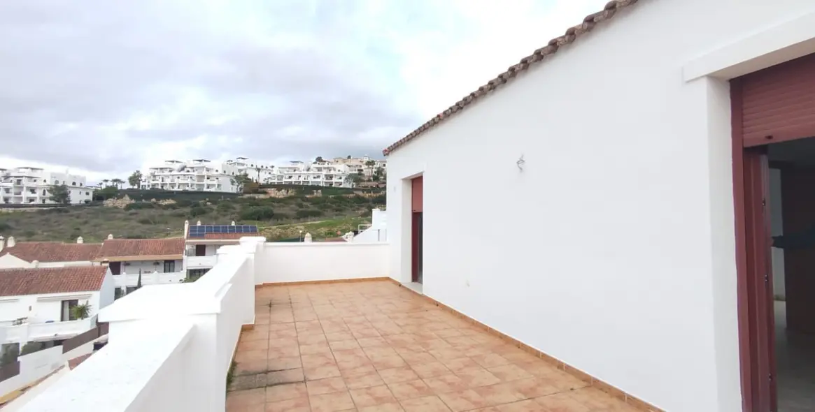 Venta de adosado en Doña Julia 17