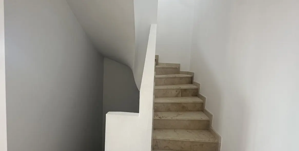 Venta de adosado en Doña Julia 42