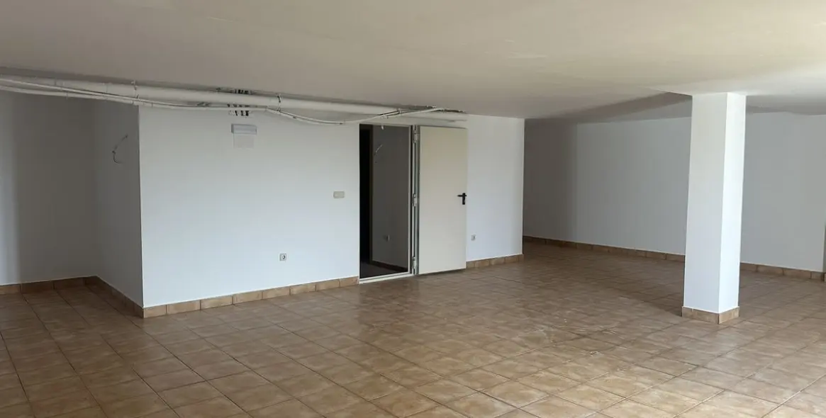 Venta de adosado en Doña Julia 57