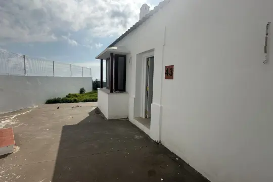 Image 4 thumb