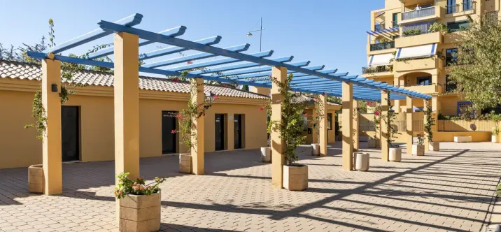 Venta de apartamento en planta media en San Pedro de Alcántara 1