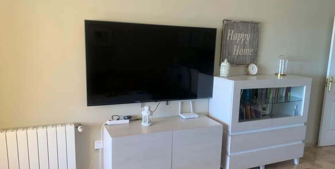 Sale of middle floor apartment in San Pedro de Alcántara 11