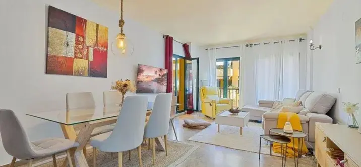 Venta de apartamento en planta media en San Pedro de Alcántara 1