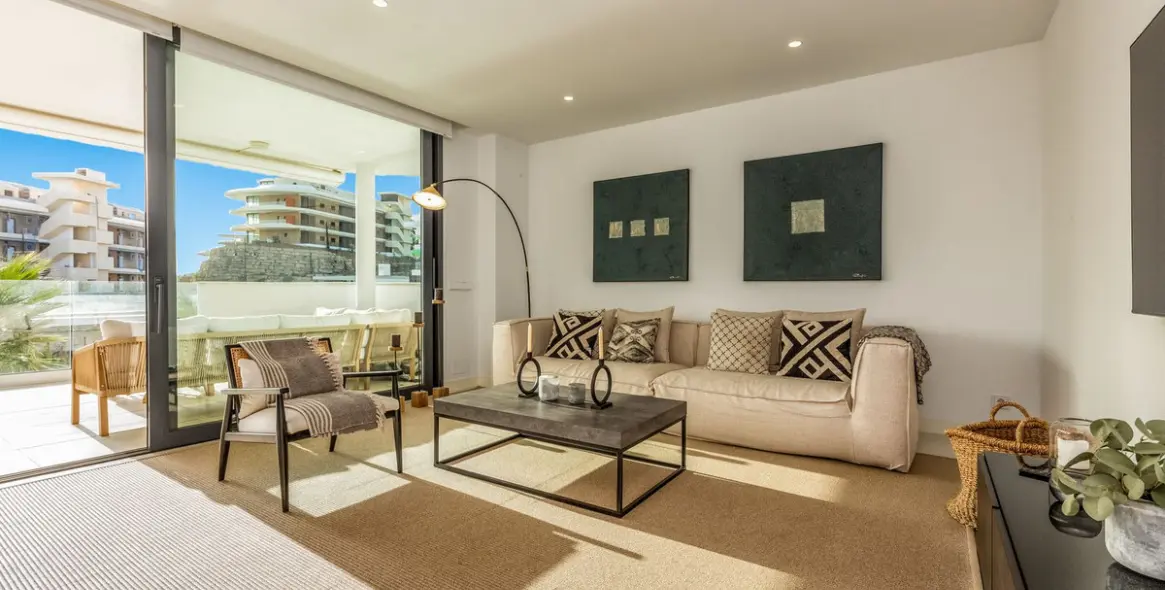 Venta de apartamento en planta media en Fuengirola 7