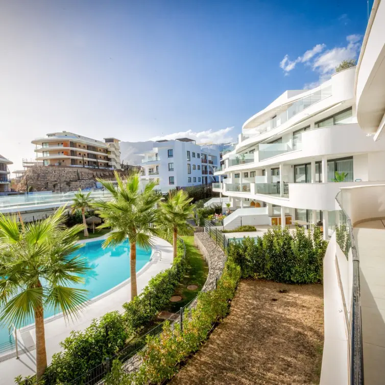 Продажа апартаментов на среднем этаже в Fuengirola