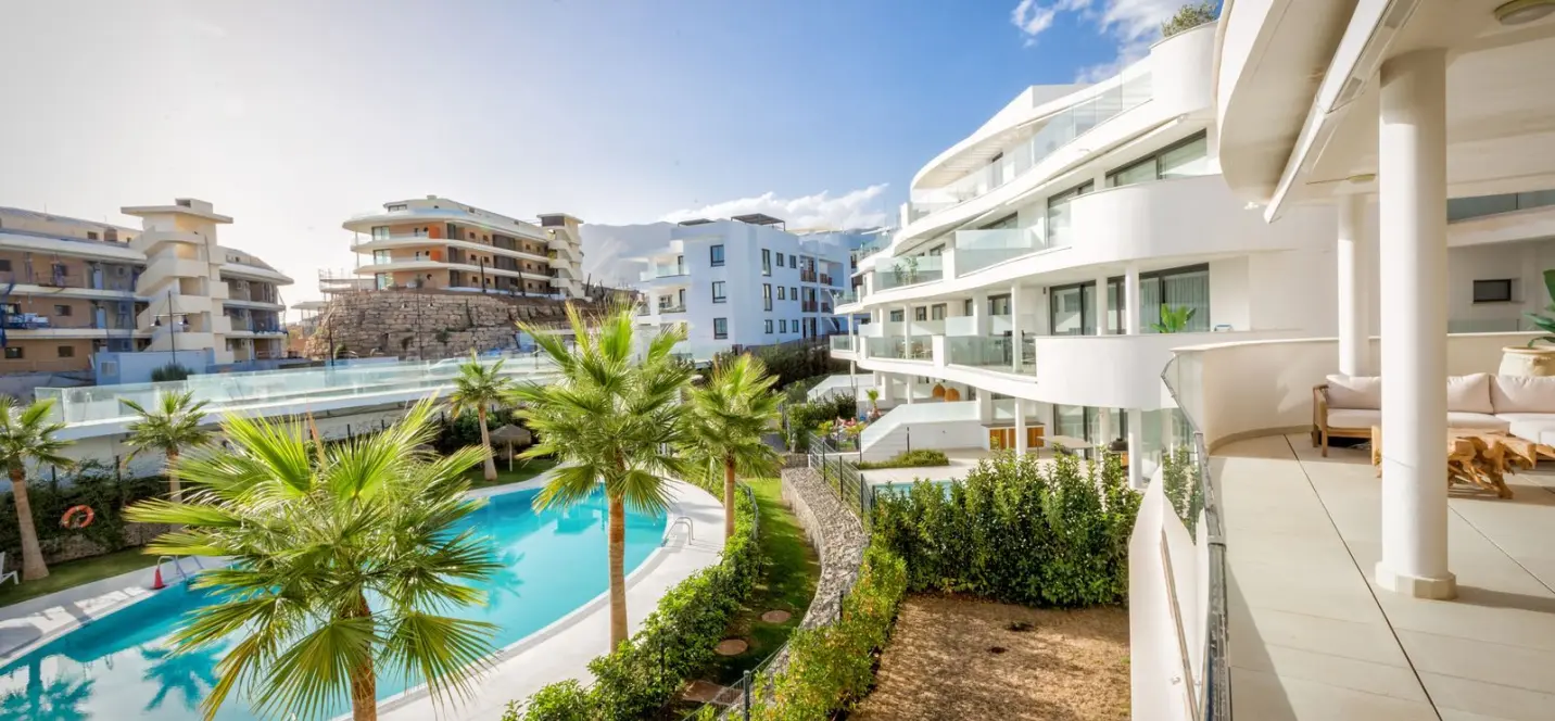 Продажа апартаментов на среднем этаже в Fuengirola 2