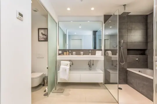 Image 19 thumb