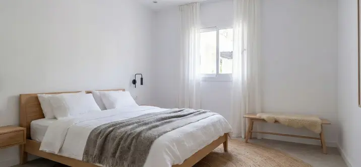 Venta de apartamento en planta media en La Quinta 4