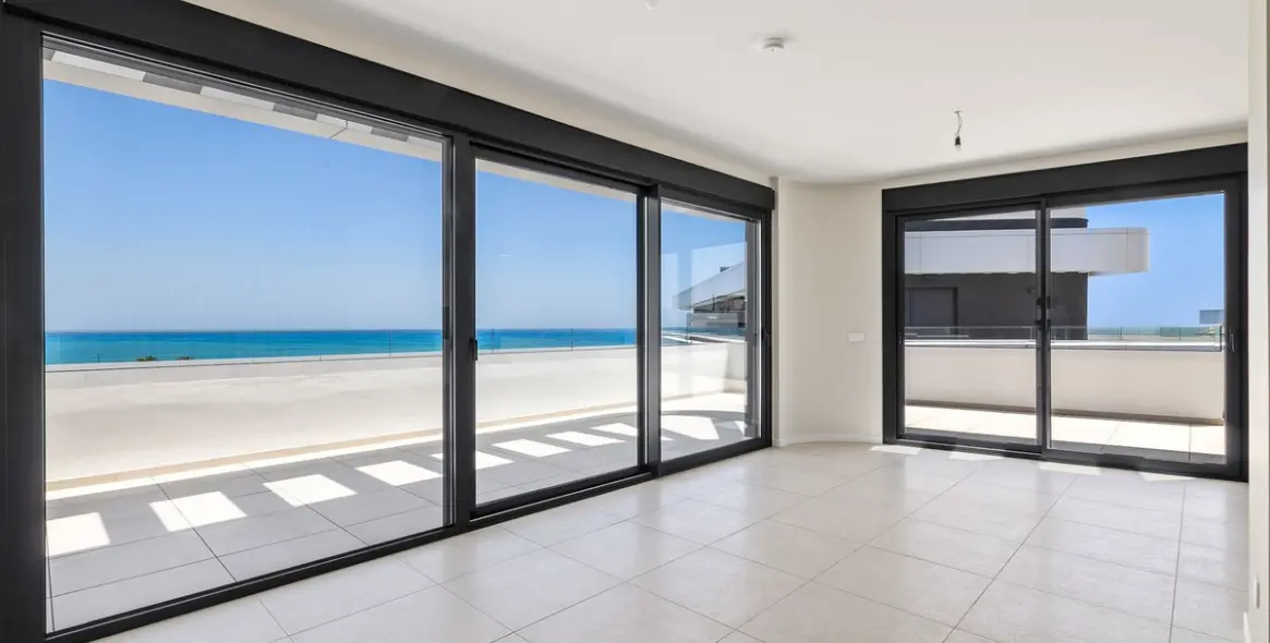 Venta de ático en Playamar 2