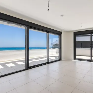 Venta de ático en Playamar