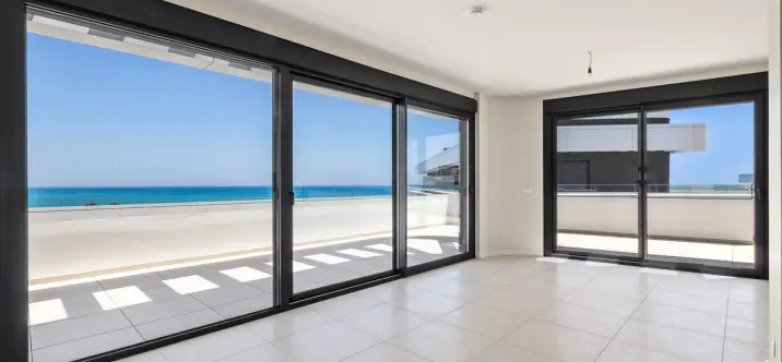 Venta de ático en Playamar 1