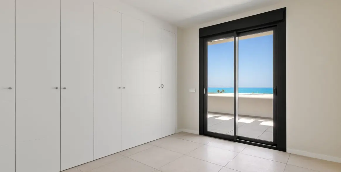 Venta de ático en Playamar 8