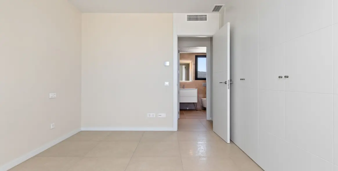 Venta de ático en Playamar 10