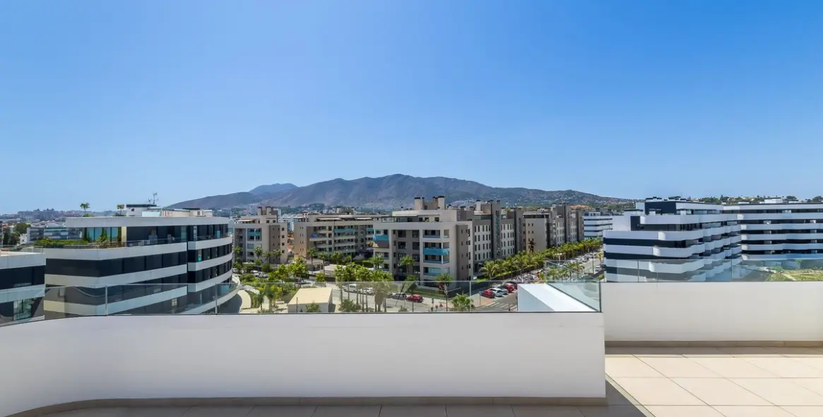 Venta de ático en Playamar 19