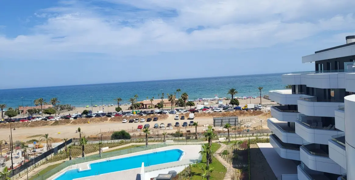 Sale of penthouse in Playamar 25