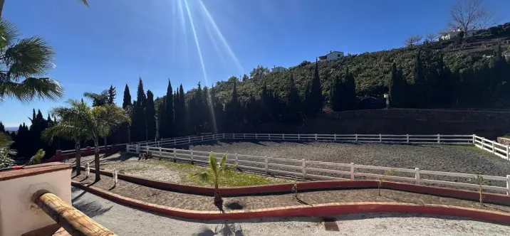 Venta de finca - cortijo en Málaga Este 0