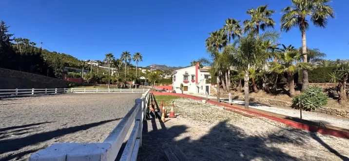 Venta de finca - cortijo en Málaga Este 2