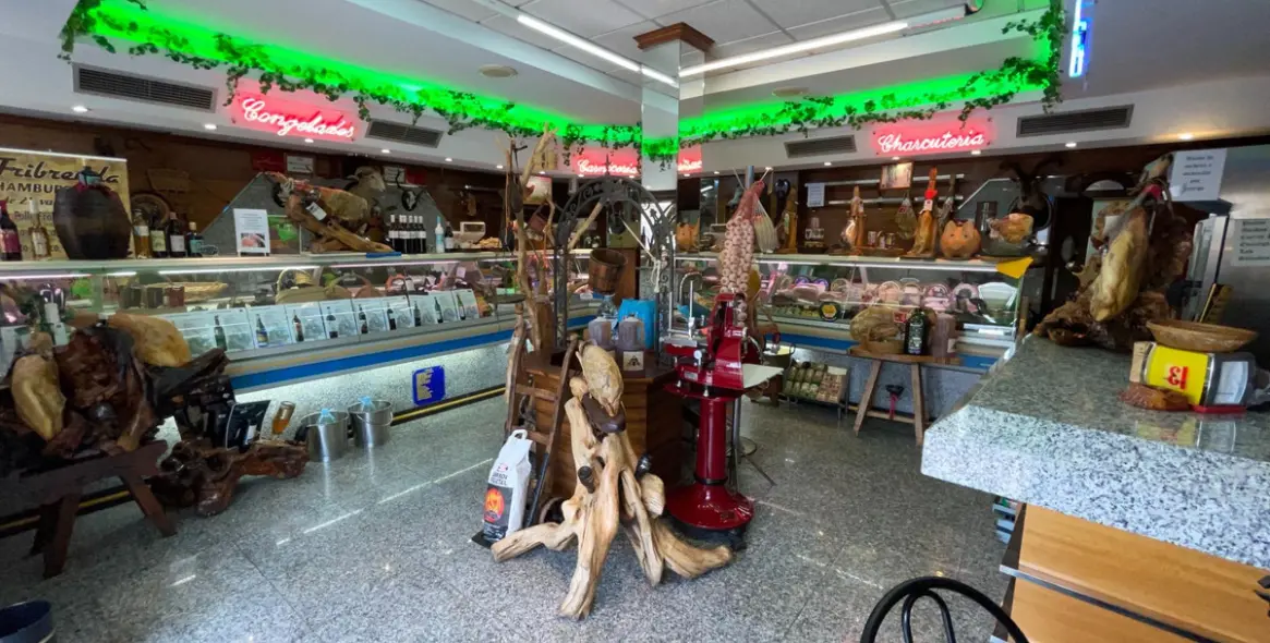 Long-term rent of business in Puerto de la Torre 2