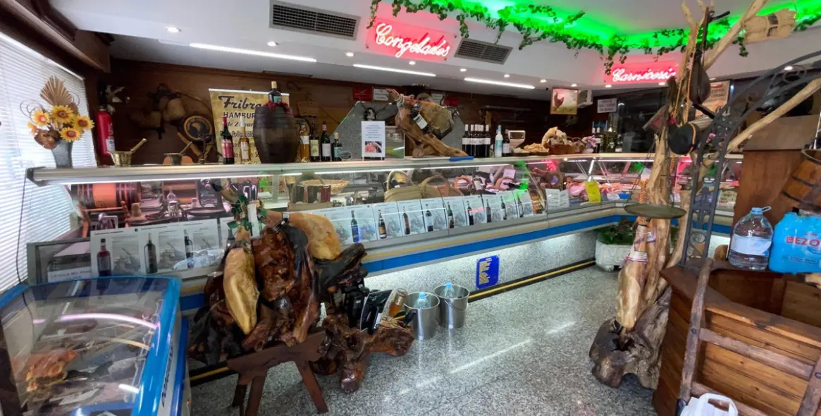 Long-term rent of business in Puerto de la Torre 3