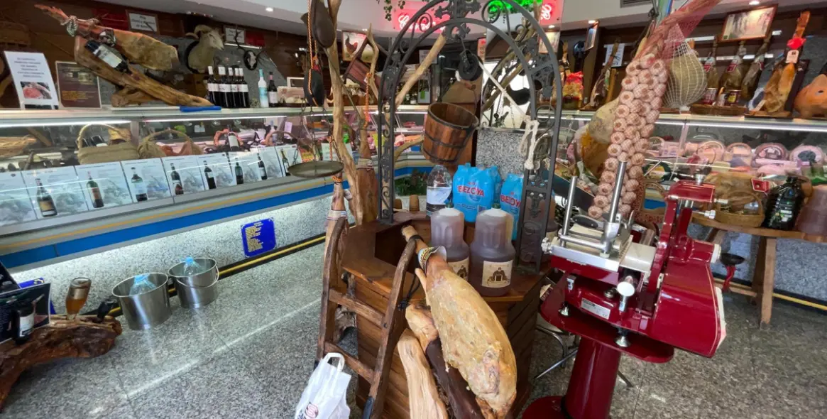 Long-term rent of business in Puerto de la Torre 7