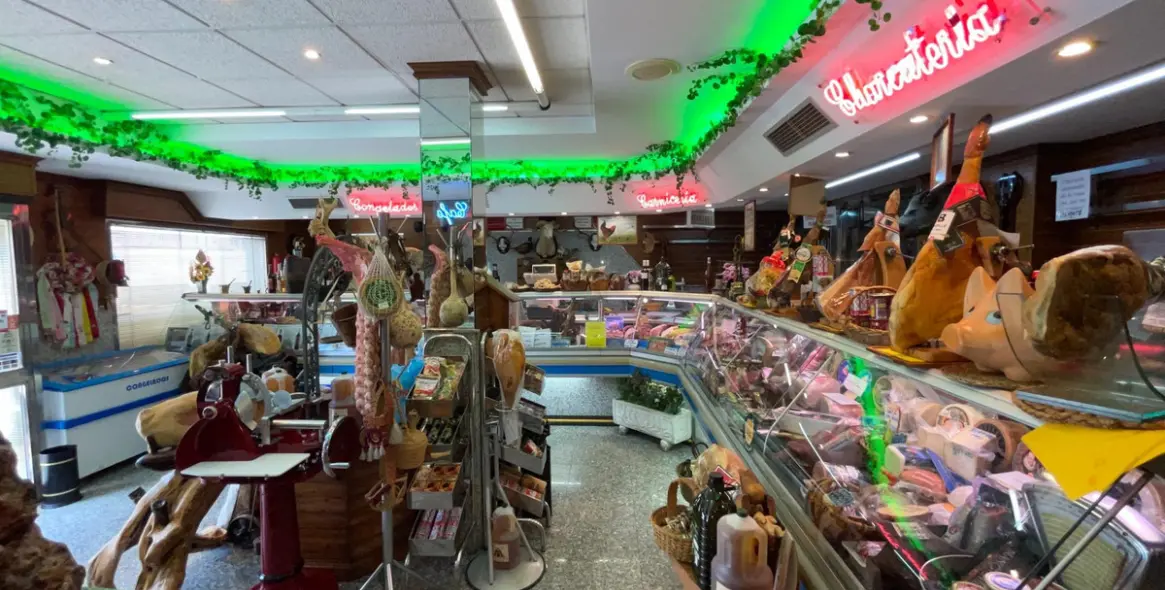 Long-term rent of business in Puerto de la Torre 9