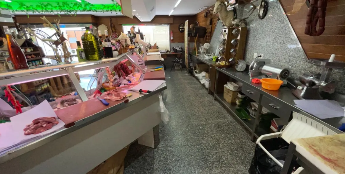 Long-term rent of business in Puerto de la Torre 15