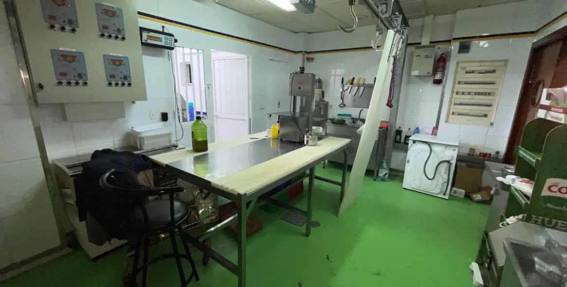 Long-term rent of business in Puerto de la Torre 24