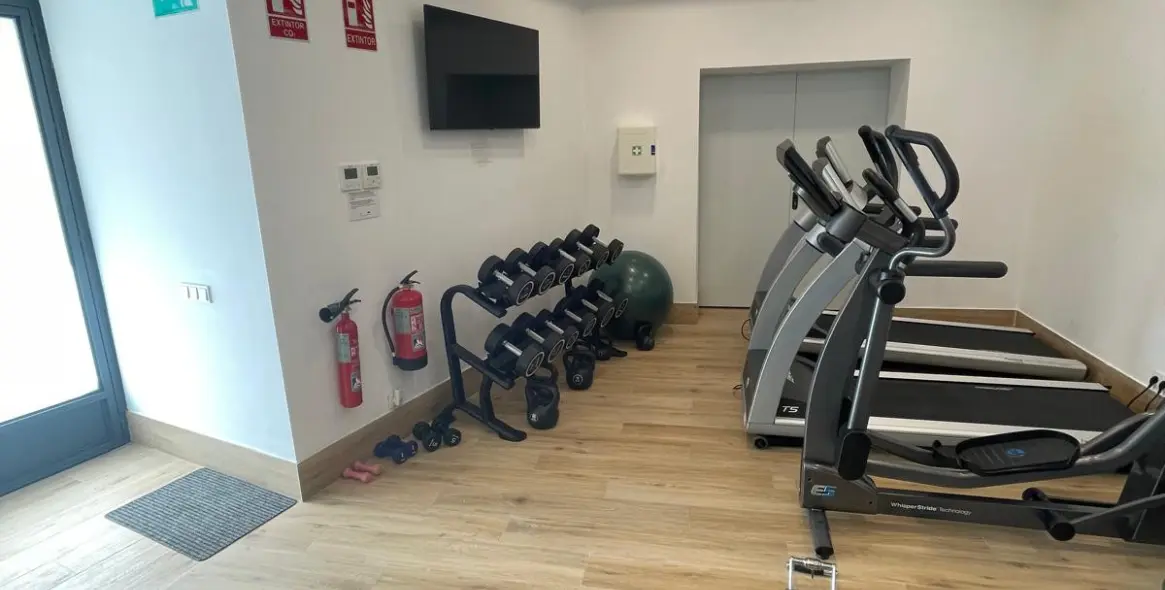 Alquiler a largo plazo de villa independiente en The Golden Mile 3