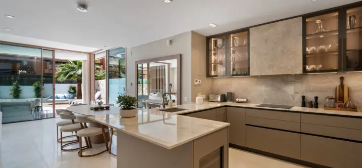 Долгосрочная аренда  отдельно стоящей виллы в The Golden Mile 3