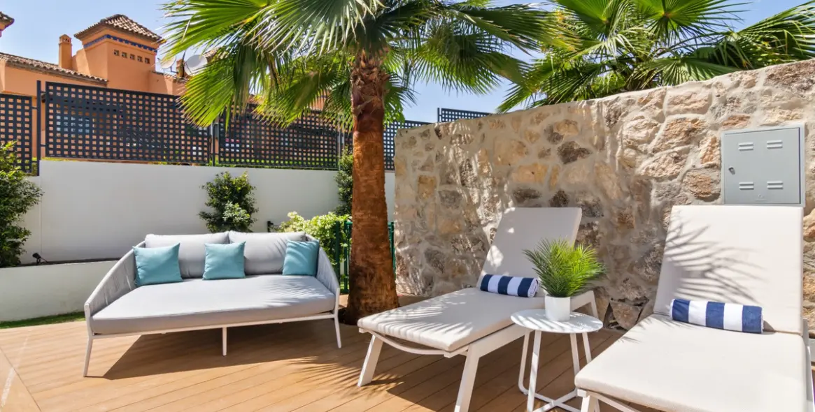 Alquiler a largo plazo de villa independiente en The Golden Mile 17