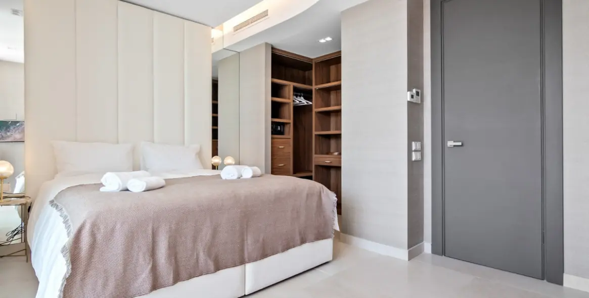 Alquiler a largo plazo de villa independiente en The Golden Mile 30