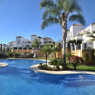 Long-term rent of penthouse in Nueva Andalucía