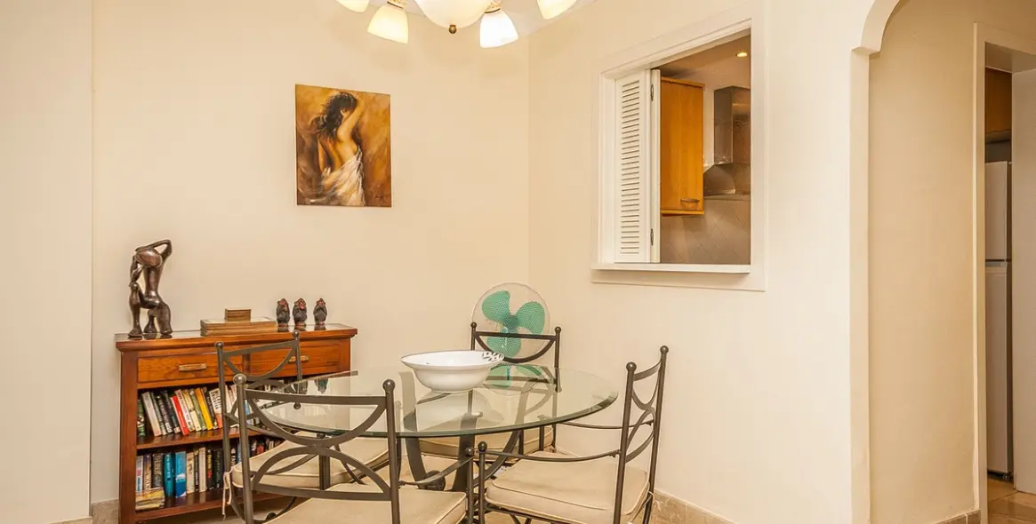 Продажа апартаментов на первом этаже в Elviria 4