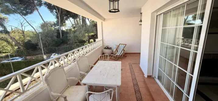 Продажа апартаментов на среднем этаже в Río Real 2